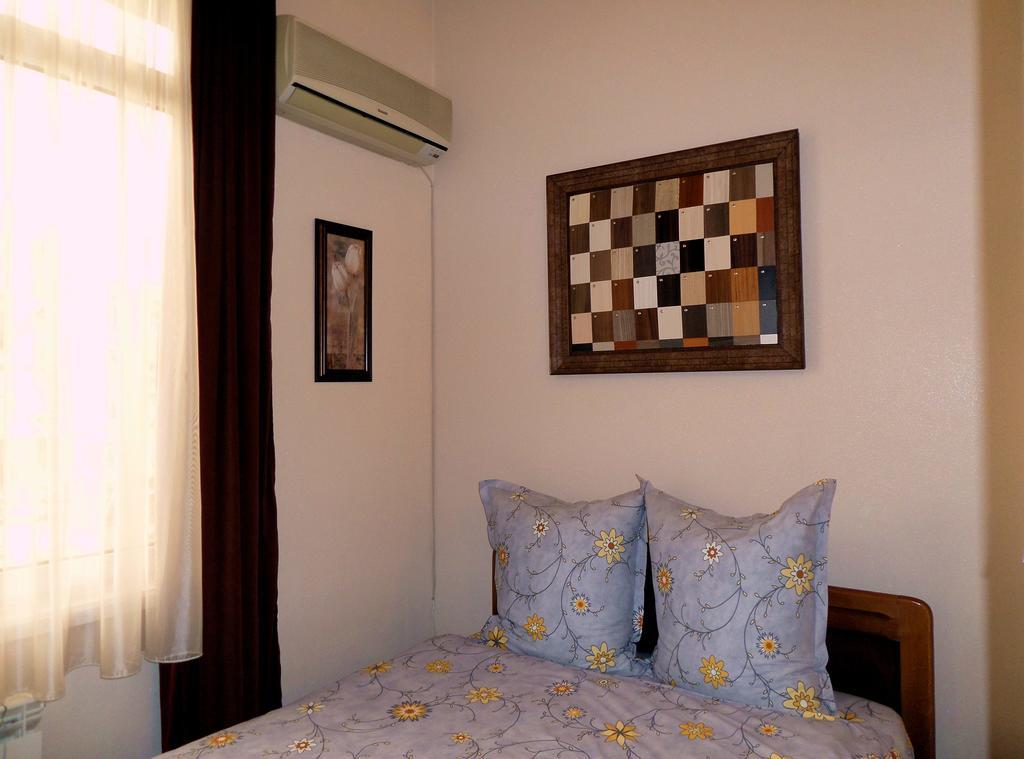 Appartamento Ara & Gaya Аpartment Erevan Esterno foto