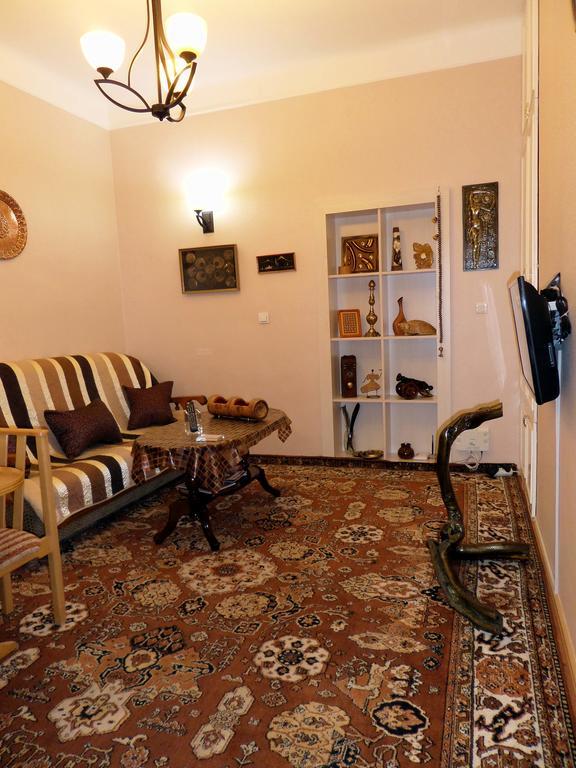 Appartamento Ara & Gaya Аpartment Erevan Esterno foto