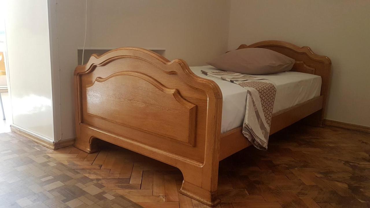 Appartamento Ara & Gaya Аpartment Erevan Esterno foto